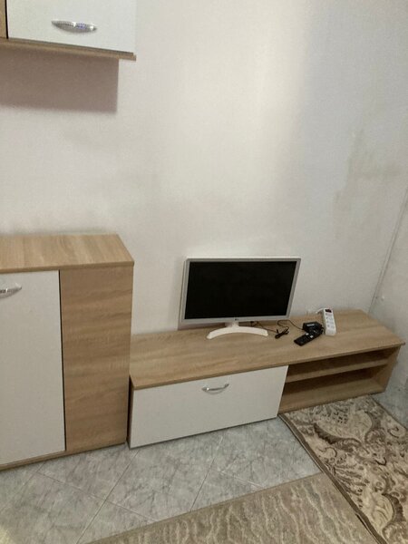 1 Decembrie - metrou, garsoniera mobilata si utilata